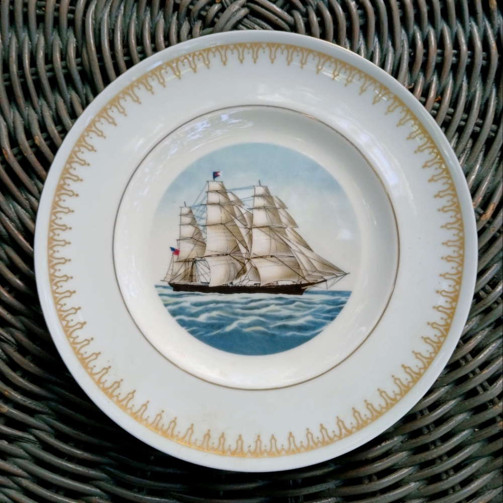 Currier and Ives Clipper Ship Commemorative Plate Danbury Mint